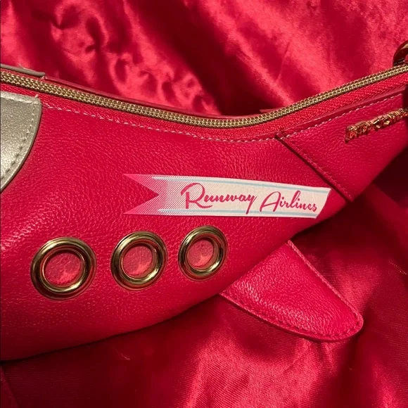 Betsey Johnson Super Rare Runway Airlines Airplane Wristlet - Picture 3 of 10